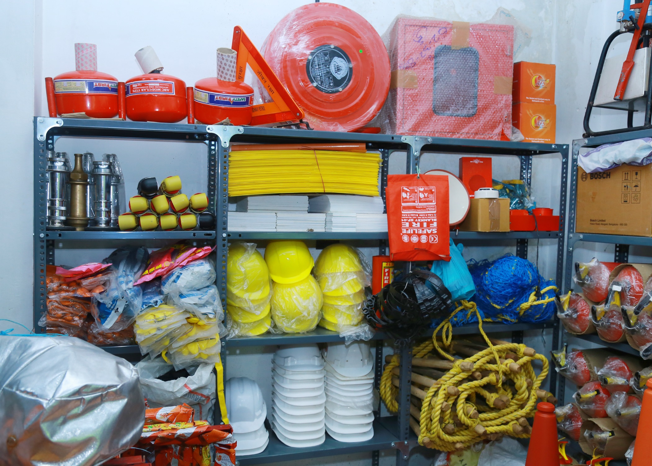 UNITED SAFETY SOLUTION